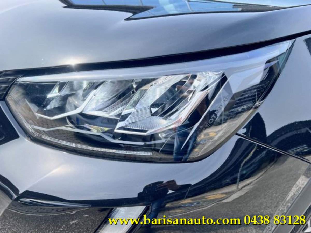 Peugeot 2008 PureTech 100 S&S Active (12)