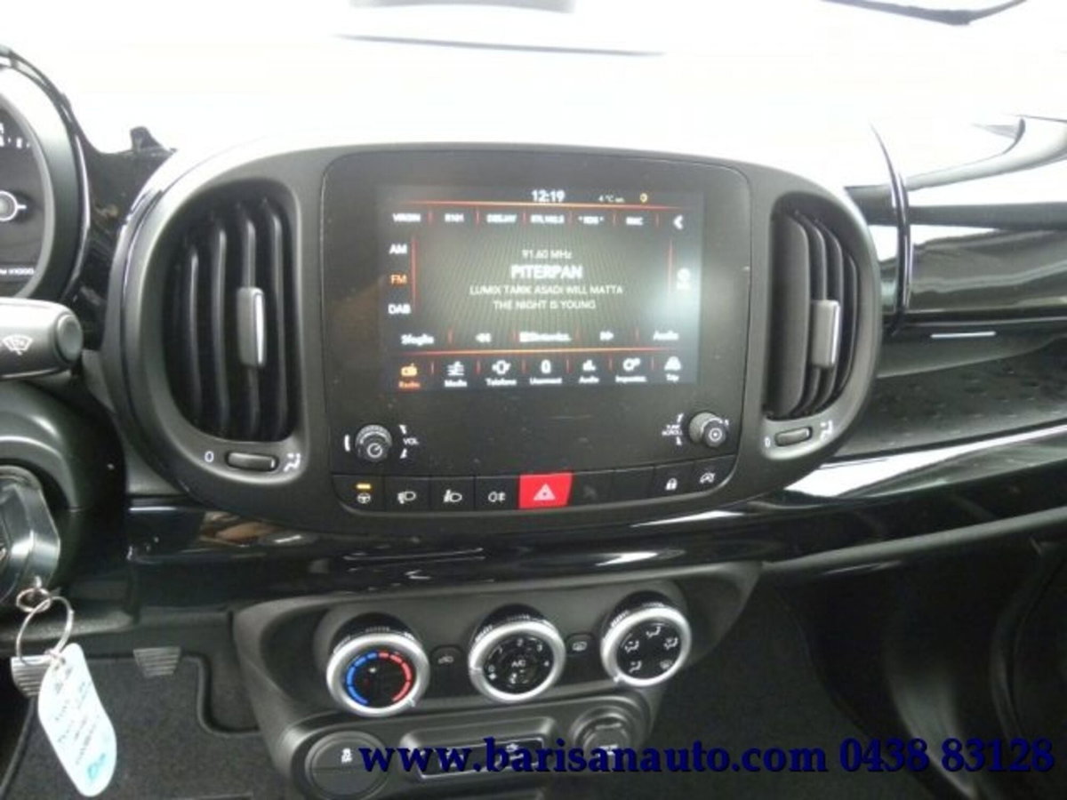 Fiat 500L 1.4 95 CV Mirror (12)