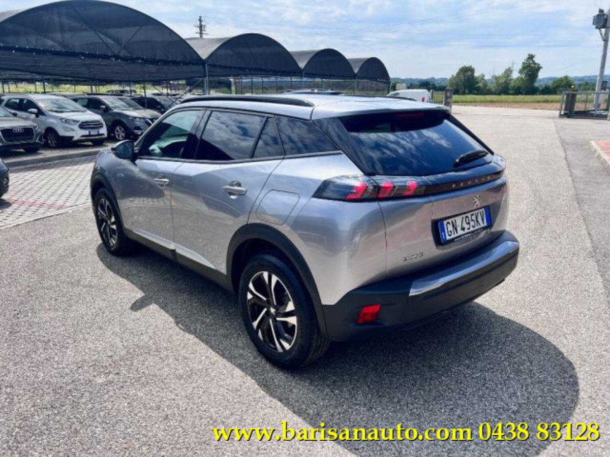 Peugeot 2008 PureTech 100 S&S Allure (4)