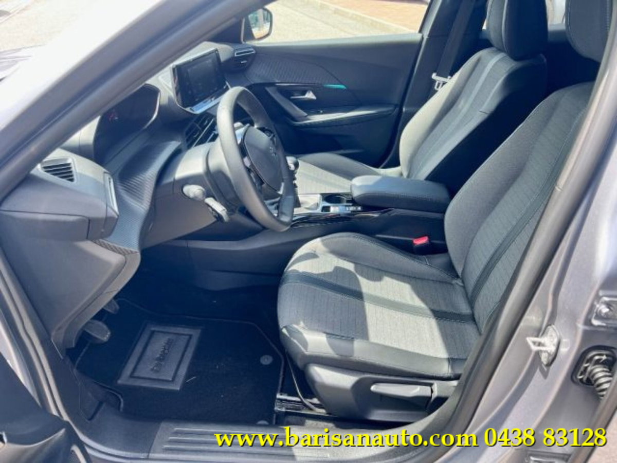 Peugeot 2008 PureTech 100 S&S Allure (5)