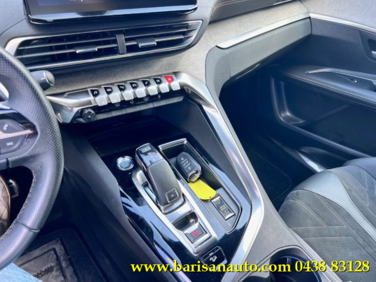 Peugeot 3008 PureTech Turbo 130 S&S EAT8 GT (11)