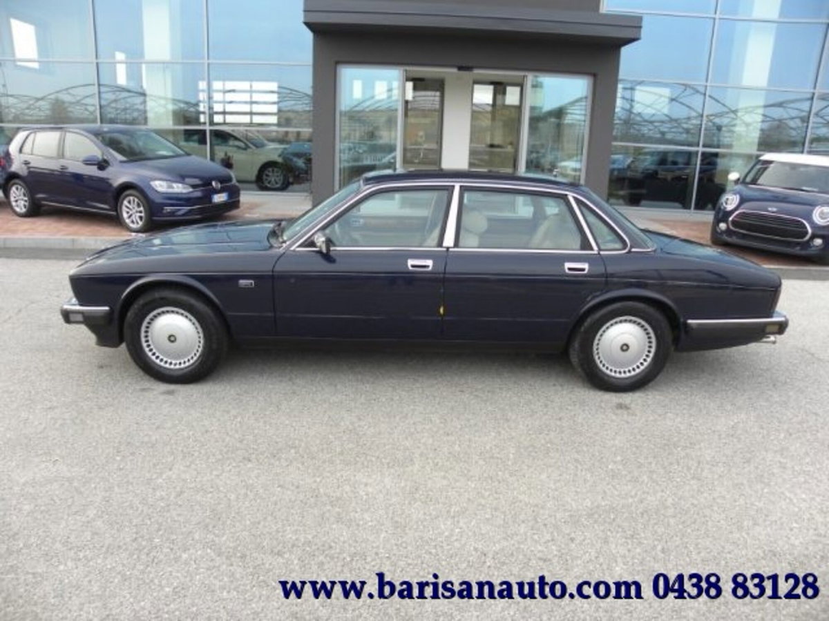 Jaguar XJ6 3.6 (14)