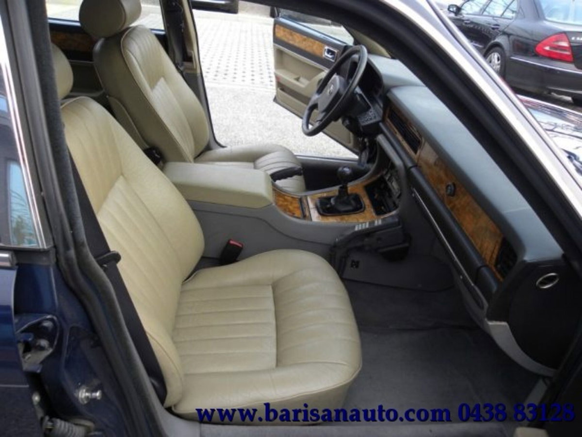 Jaguar XJ6 3.6 (6)