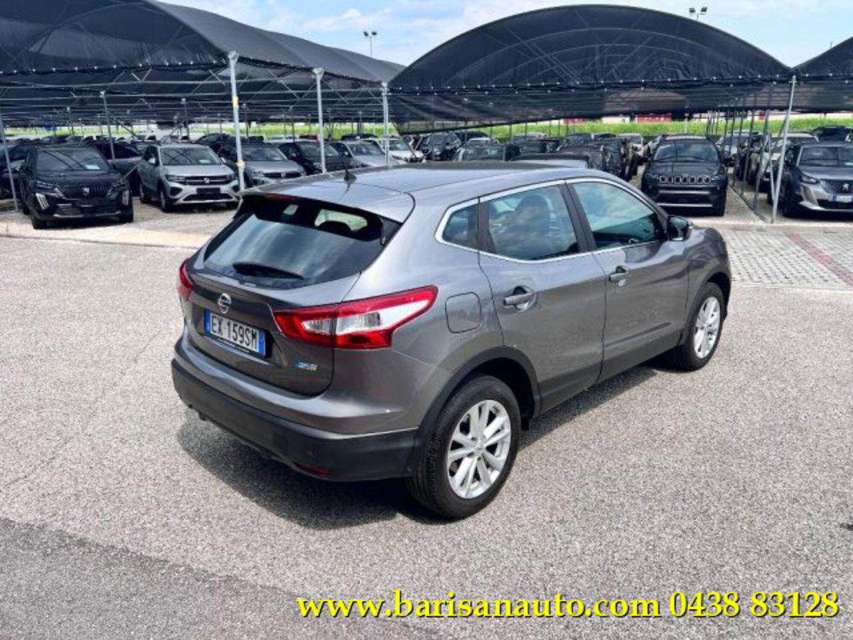 Nissan Qashqai 1.5 dCi Acenta (3)