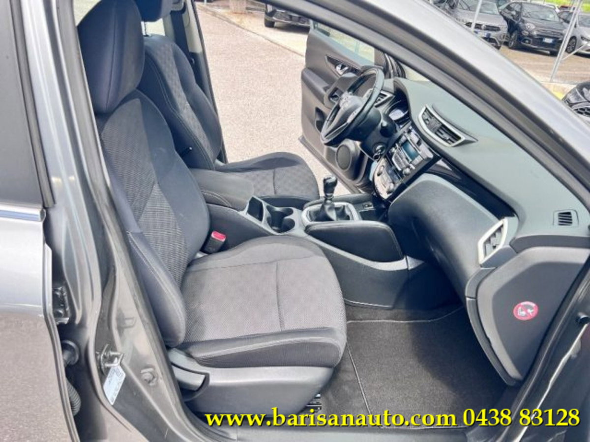 Nissan Qashqai 1.5 dCi Acenta (6)