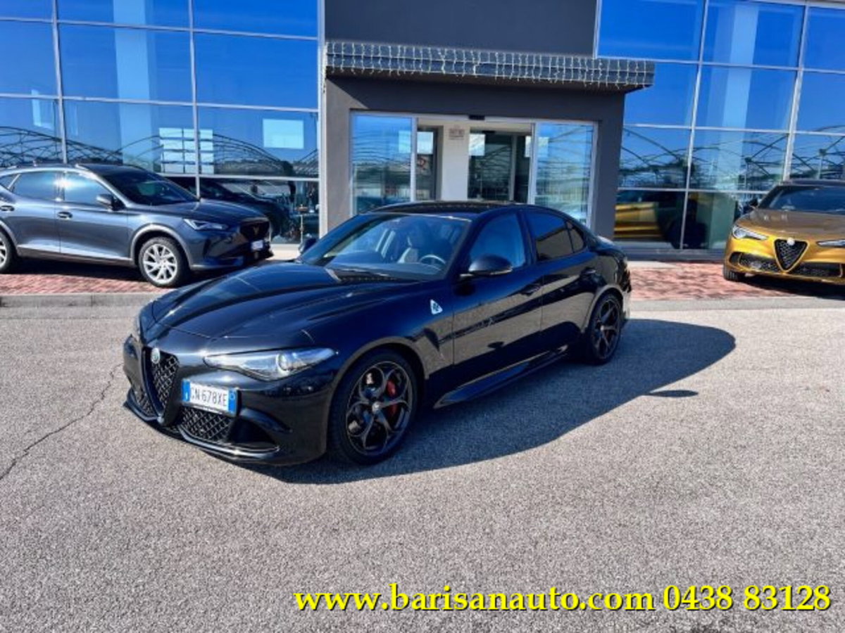 Alfa Romeo Giulia 2.9 T V6 AT8 Quadrifoglio