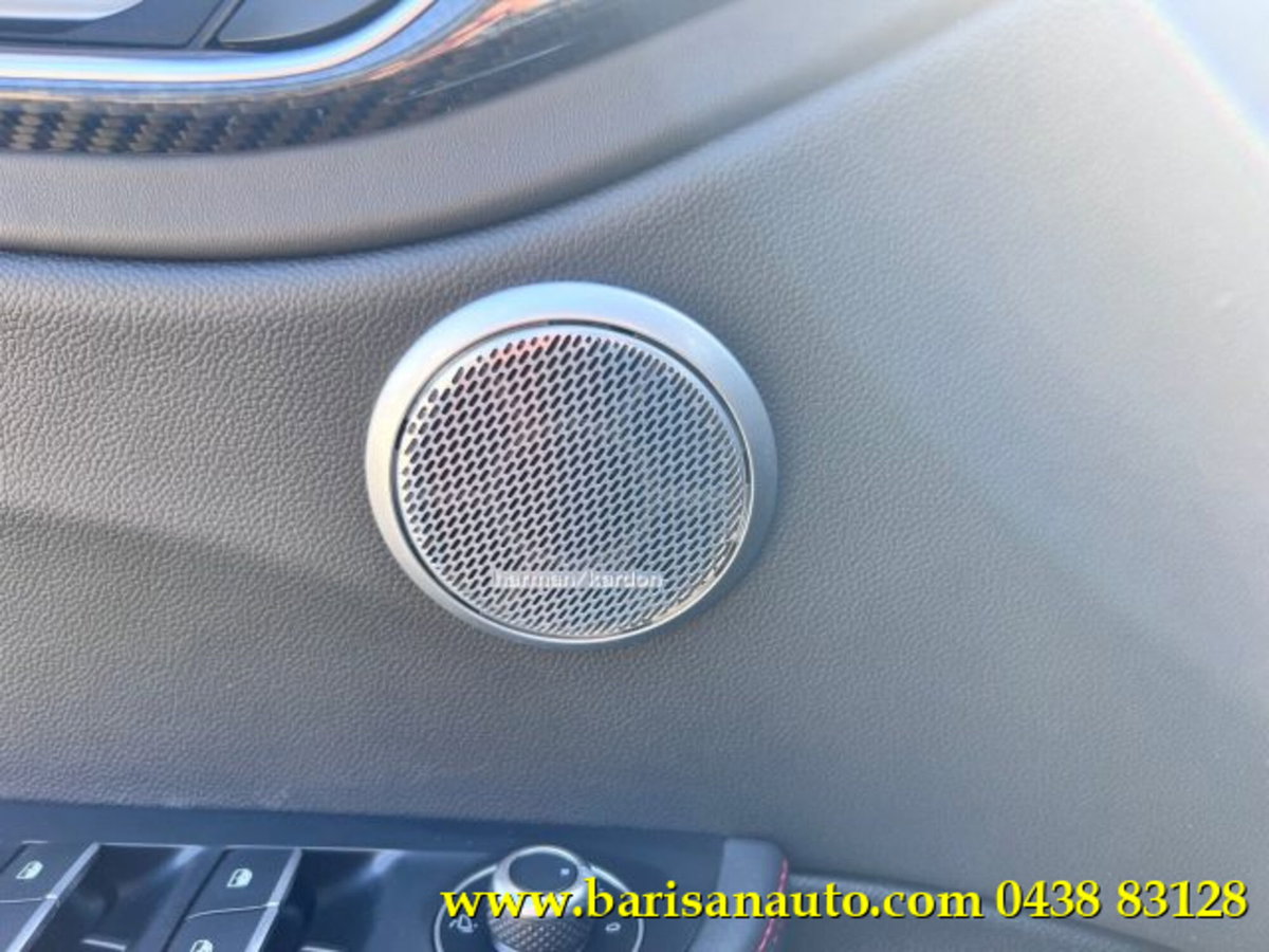 Alfa Romeo Giulia 2.9 T V6 AT8 Quadrifoglio (15)