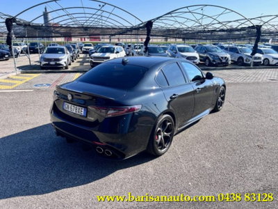 Alfa Romeo Giulia 2.9 T V6 AT8 Quadrifoglio (3)