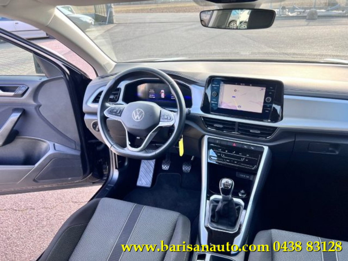 Volkswagen T-Roc 2.0 tdi Life 115cv (8)