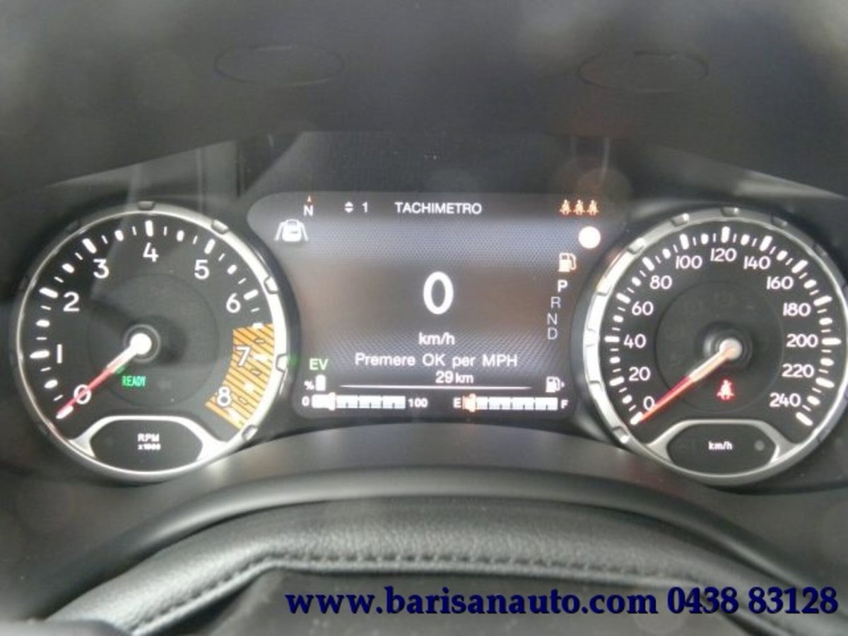 Jeep Renegade 1.5 Turbo T4 MHEV Limited (10)