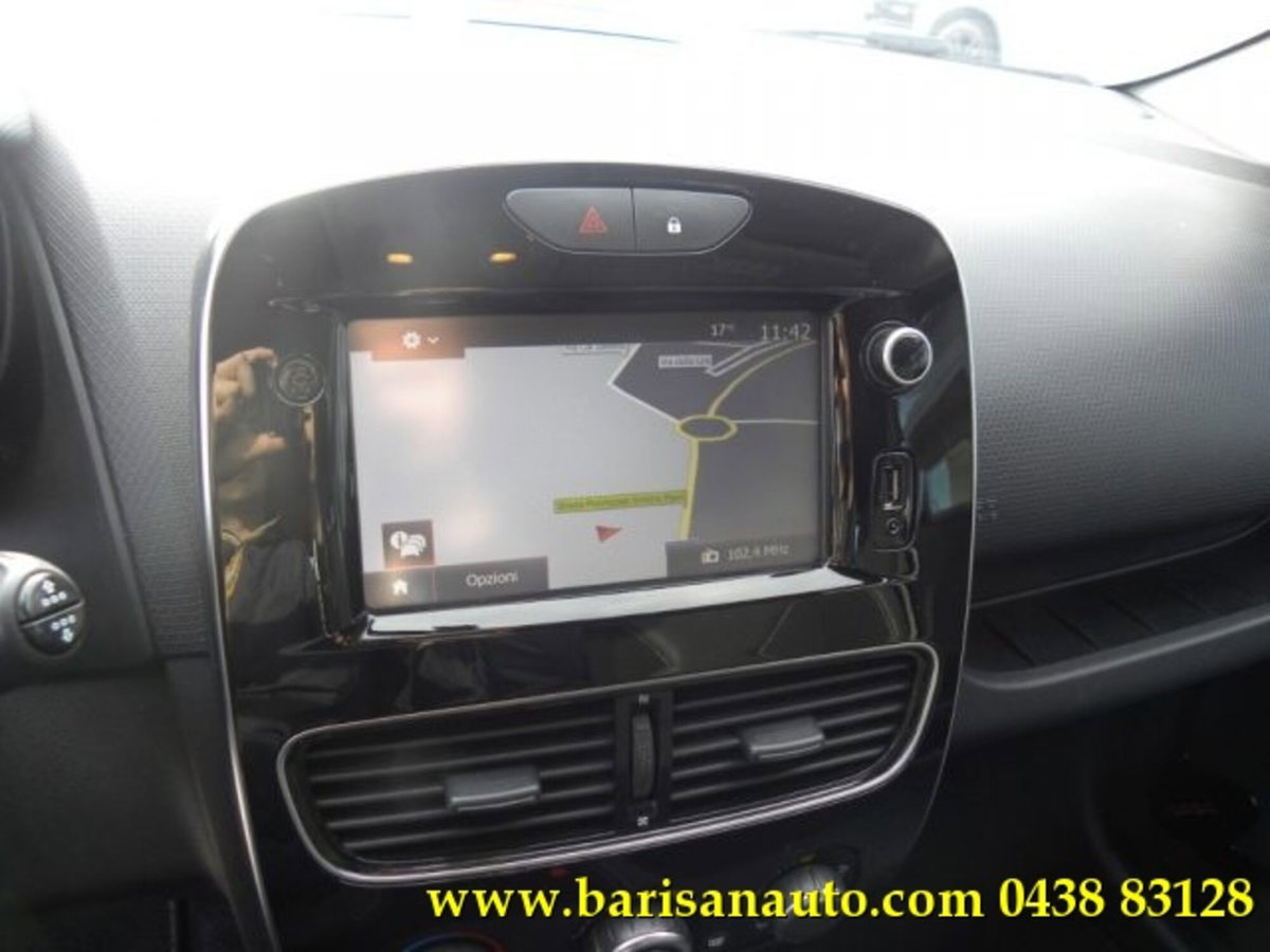 Renault Clio TCe 12V 90 CV GPL 5 porte Moschino Zen (11)
