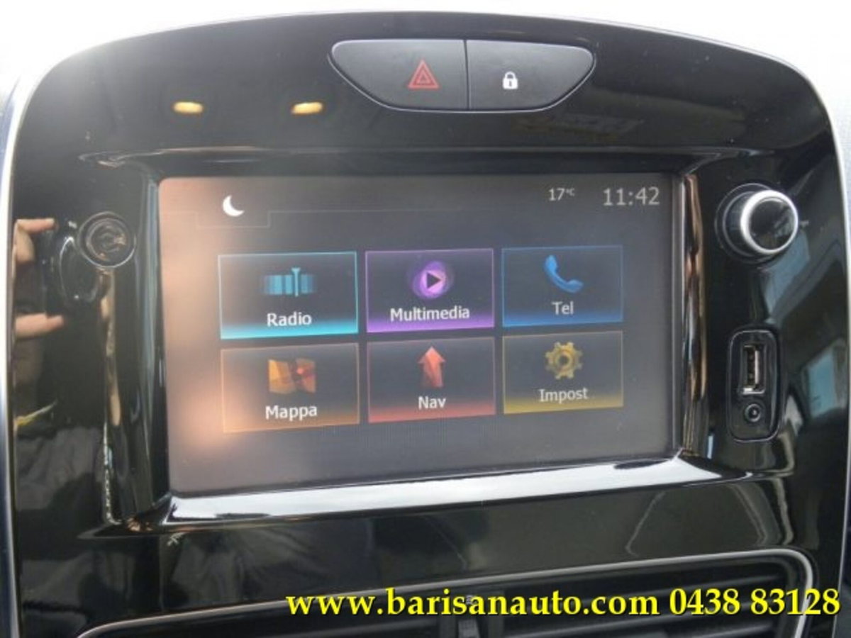 Renault Clio TCe 12V 90 CV GPL 5 porte Moschino Zen (13)