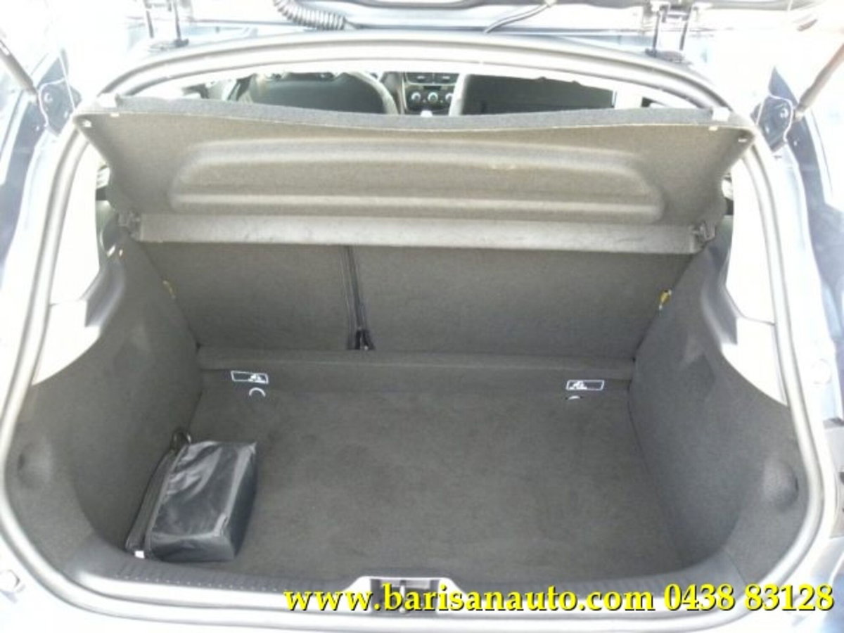 Renault Clio TCe 12V 90 CV GPL 5 porte Moschino Zen (8)