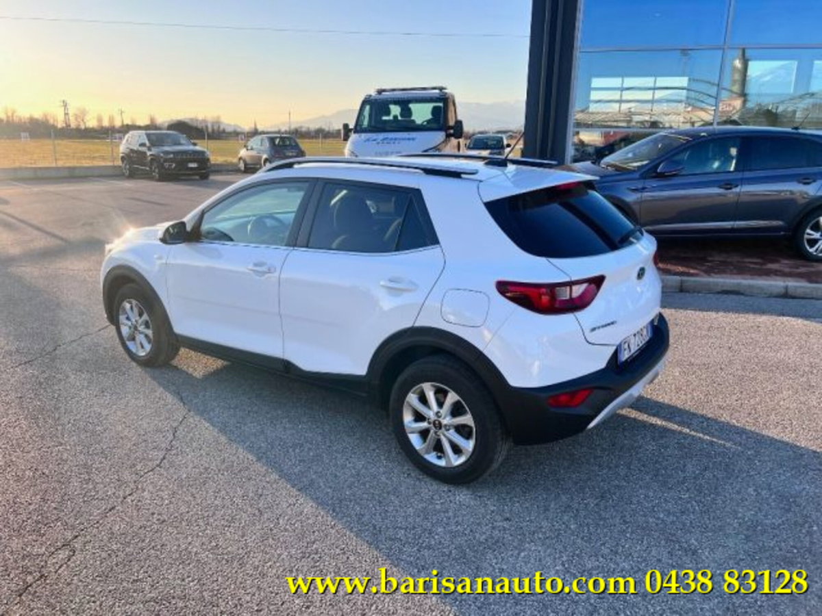 Kia Stonic 1.6 CRDi 110 CV Style (4)