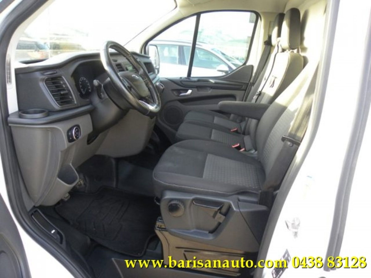 Ford Transit Custom Furgone 300 2.0 TDCi 130 PC Furgone Titanium (5)