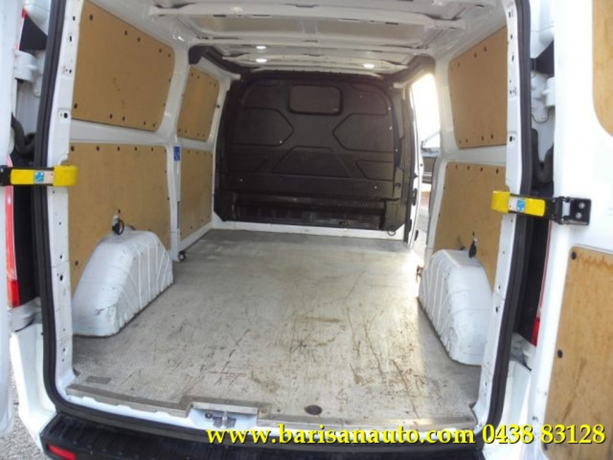 Ford Transit Custom Furgone 300 2.0 TDCi 130 PC Furgone Titanium (8)