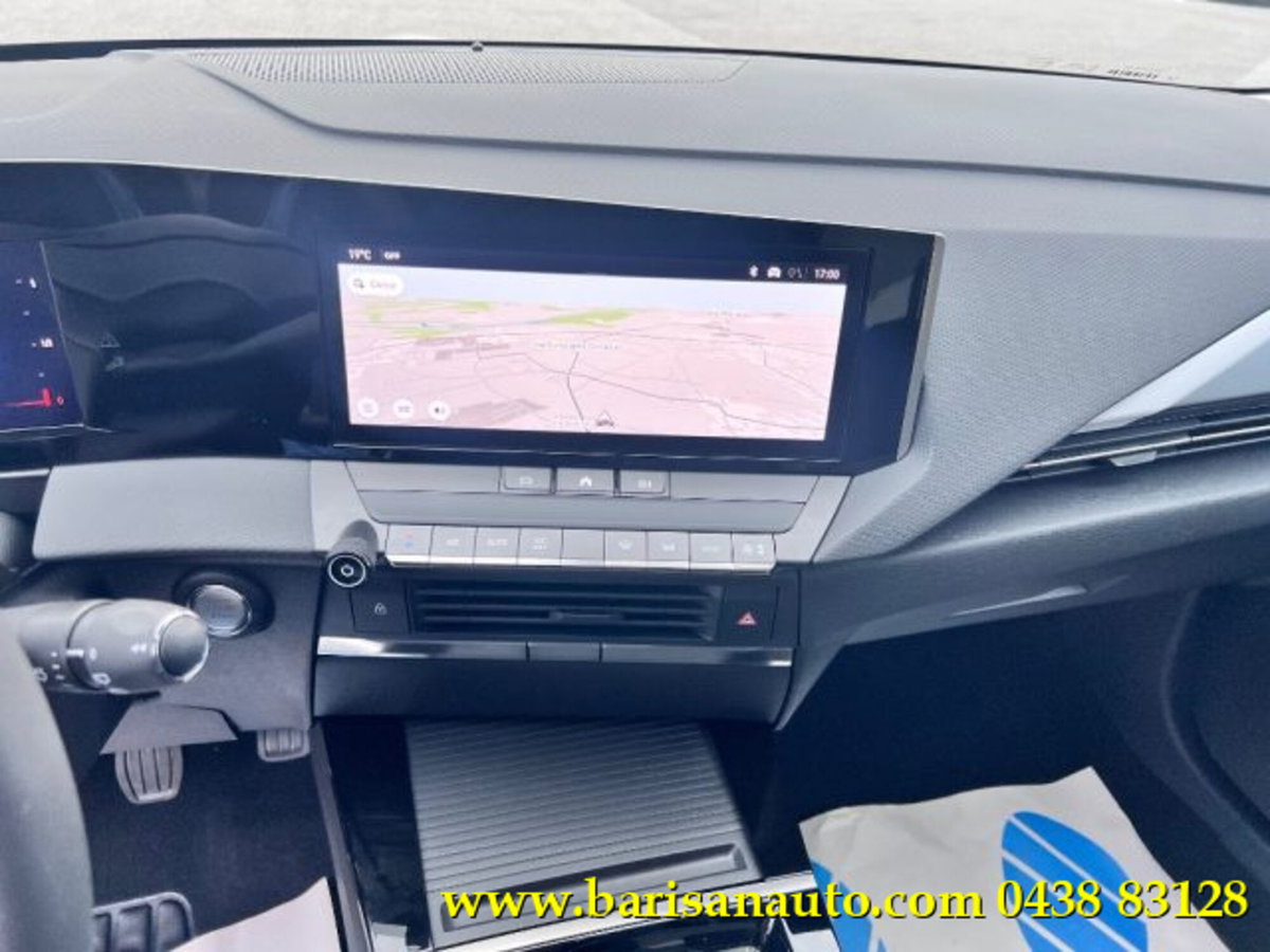 Opel Astra 1.2 Turbo 110 CV Elegance (10)