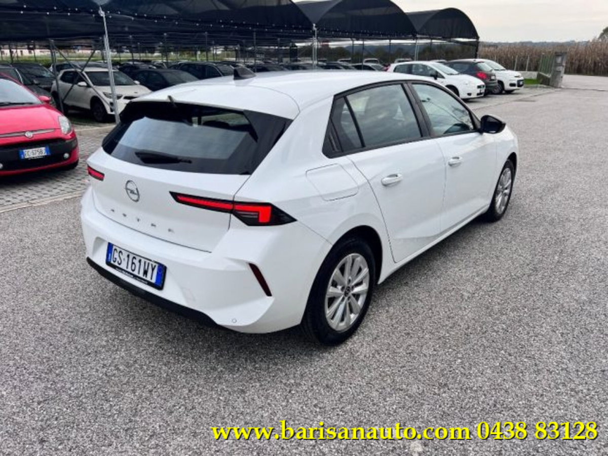 Opel Astra 1.2 Turbo 110 CV Elegance (3)