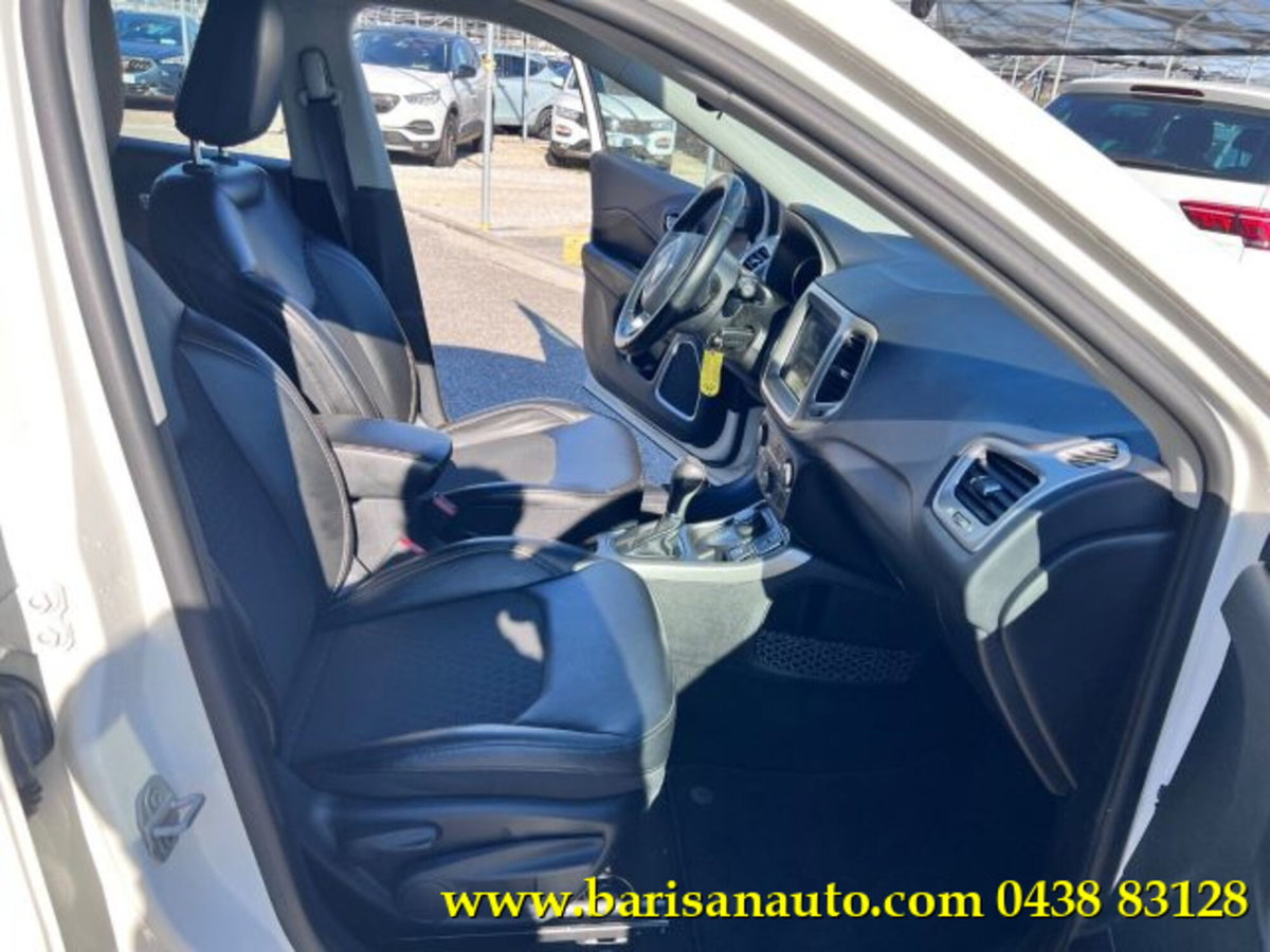 Jeep Compass 2.0 Multijet II aut. 4WD Business (6)