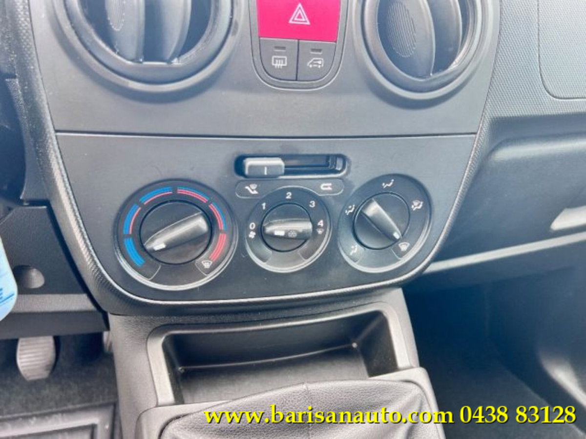 Fiat Fiorino Furgone cargo 1.3 mjt 95cv SX (12)