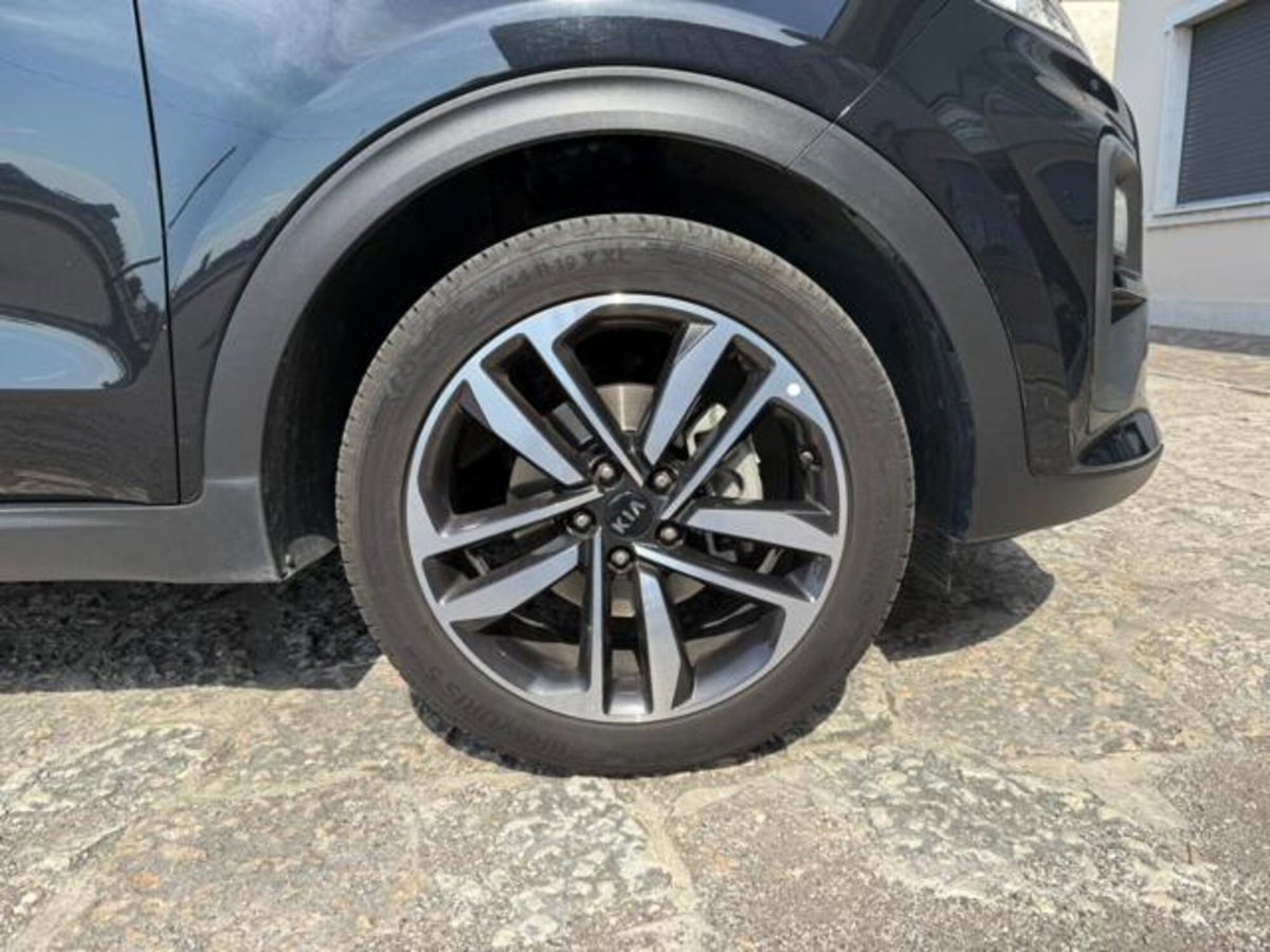 Kia Sportage 1.6 CRDI 136 CV 2WD Mild Hybrid Black Edition (12)