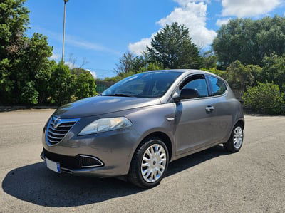 Lancia Ypsilon 1.2 69 CV 5 porte Platinum usata