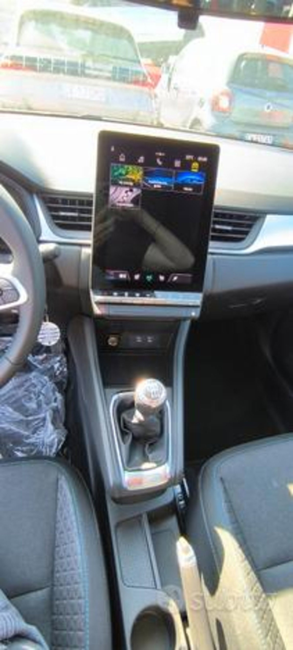 Renault Captur 1.0 tce Evolution 90cv (13)