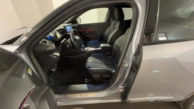 Peugeot 2008 1.2 puretech GT s&s 130cv eat8 (7)