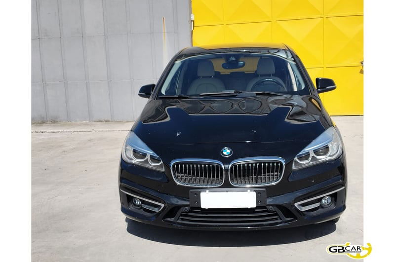BMW Serie 2 Active Tourer 218d  Luxury auto