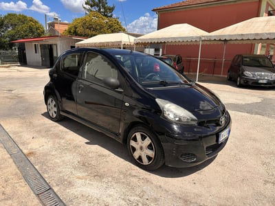 Toyota Aygo 1.0 12V VVT-i 5 porte Lounge MMT usata