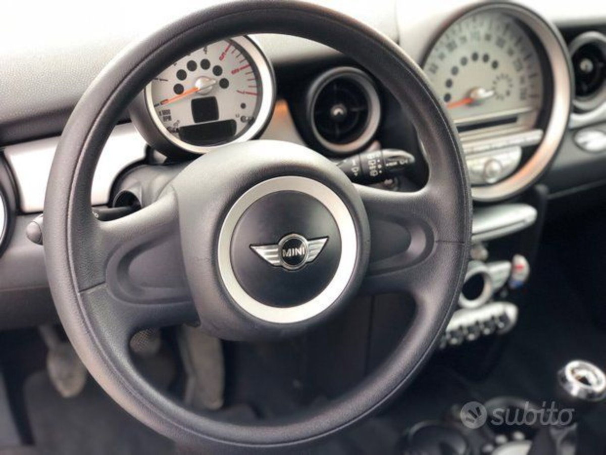 MINI Mini Clubman 1.6 16V Cooper D Clubman (10)