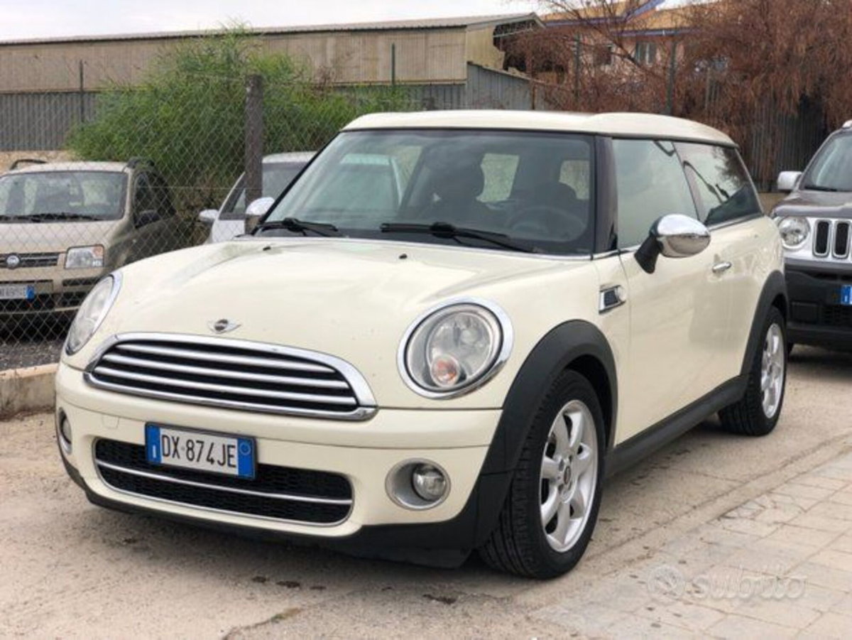MINI Mini Clubman 1.6 16V Cooper D Clubman (2)