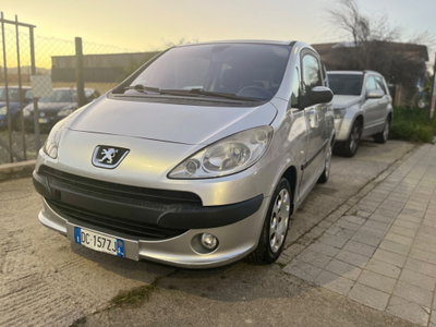 Peugeot 1007 1.4 HDi Freddy (2)
