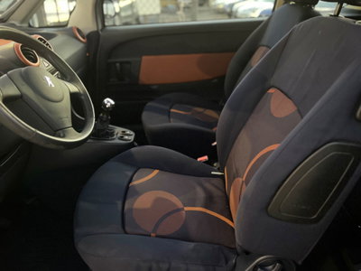 Peugeot 1007 1.4 HDi Freddy (6)