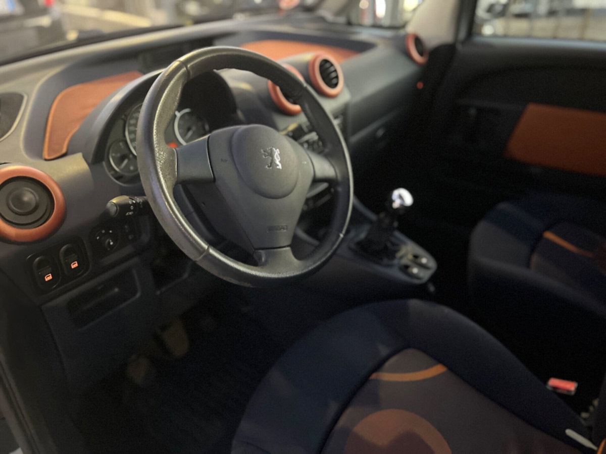 Peugeot 1007 1.4 HDi Freddy (7)