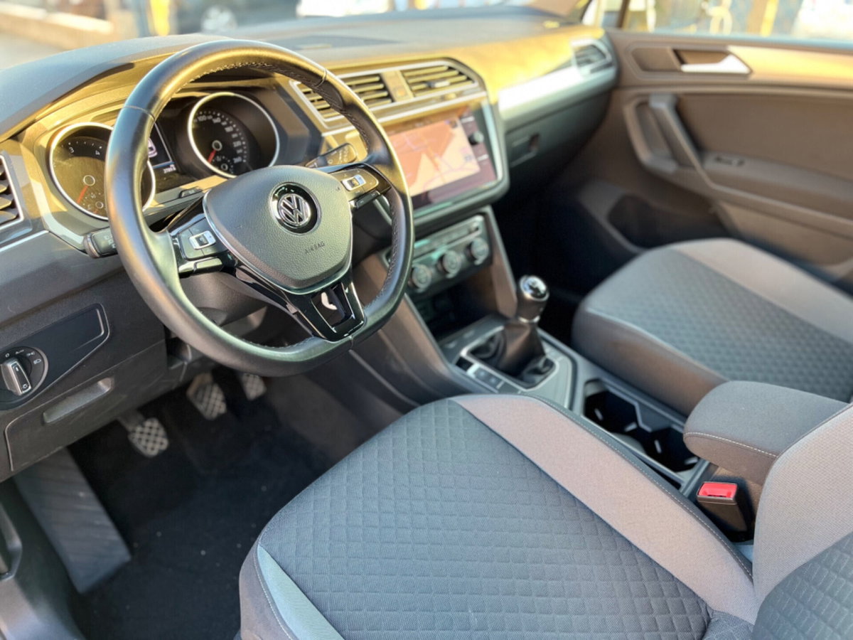 Volkswagen Tiguan 1.6 TDI SCR Business BlueMotion Technology (10)