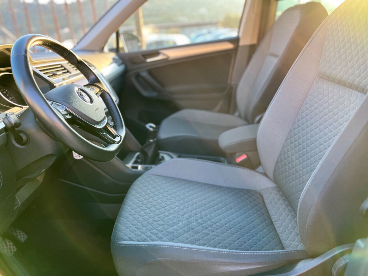 Volkswagen Tiguan 1.6 TDI SCR Business BlueMotion Technology (12)