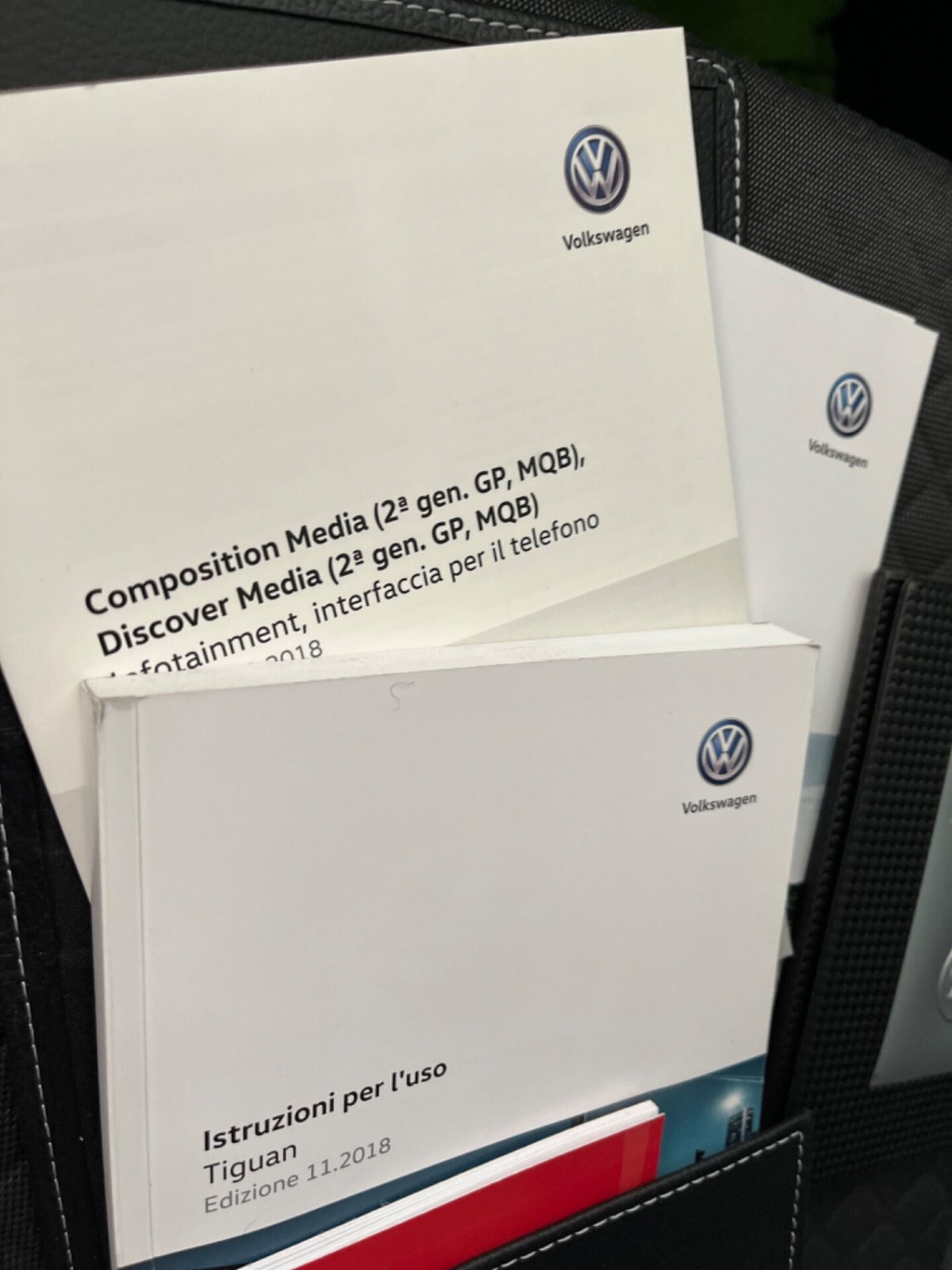 Volkswagen Tiguan 1.6 TDI SCR Business BlueMotion Technology (18)