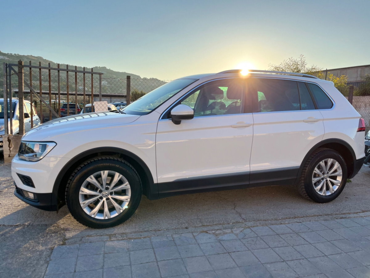 Volkswagen Tiguan 1.6 TDI SCR Business BlueMotion Technology (5)