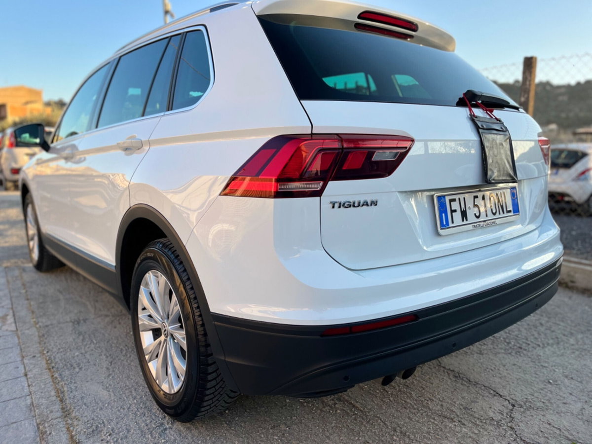 Volkswagen Tiguan 1.6 TDI SCR Business BlueMotion Technology (6)
