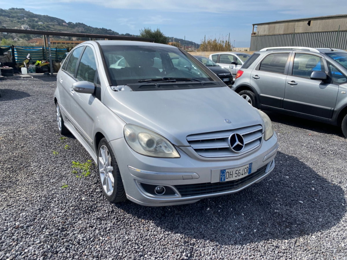 Mercedes-Benz Classe B 200 CDI Sport (3)