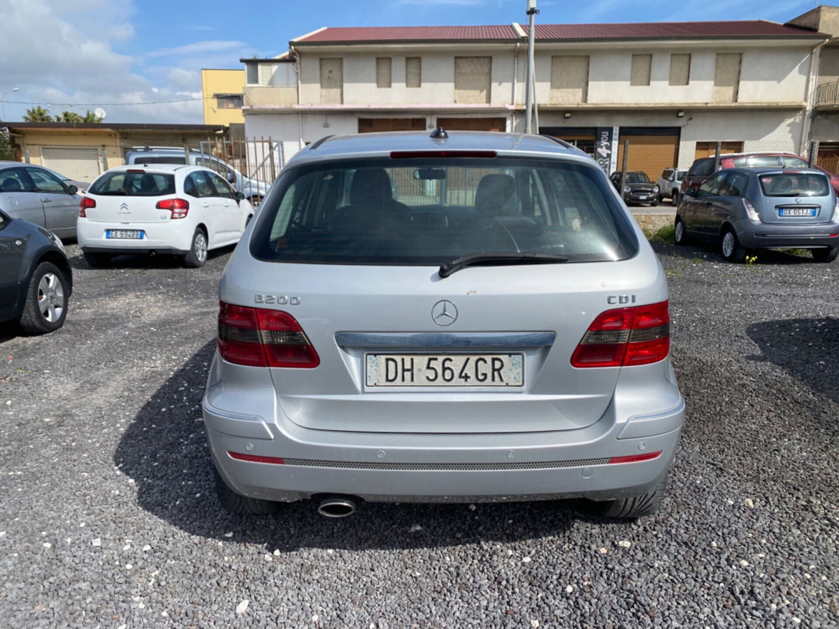 Mercedes-Benz Classe B 200 CDI Sport (6)