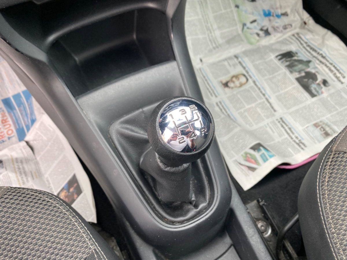 Citroen C3 1.4 VTi 95 GPL airdream Seduction (16)