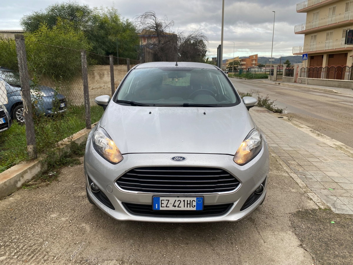 Ford Fiesta 1.5 TDCi 75CV 5 porte (5)