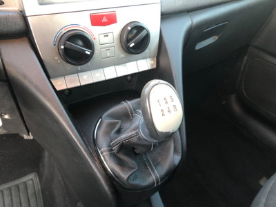 Lancia Ypsilon 1.2 Argento (13)
