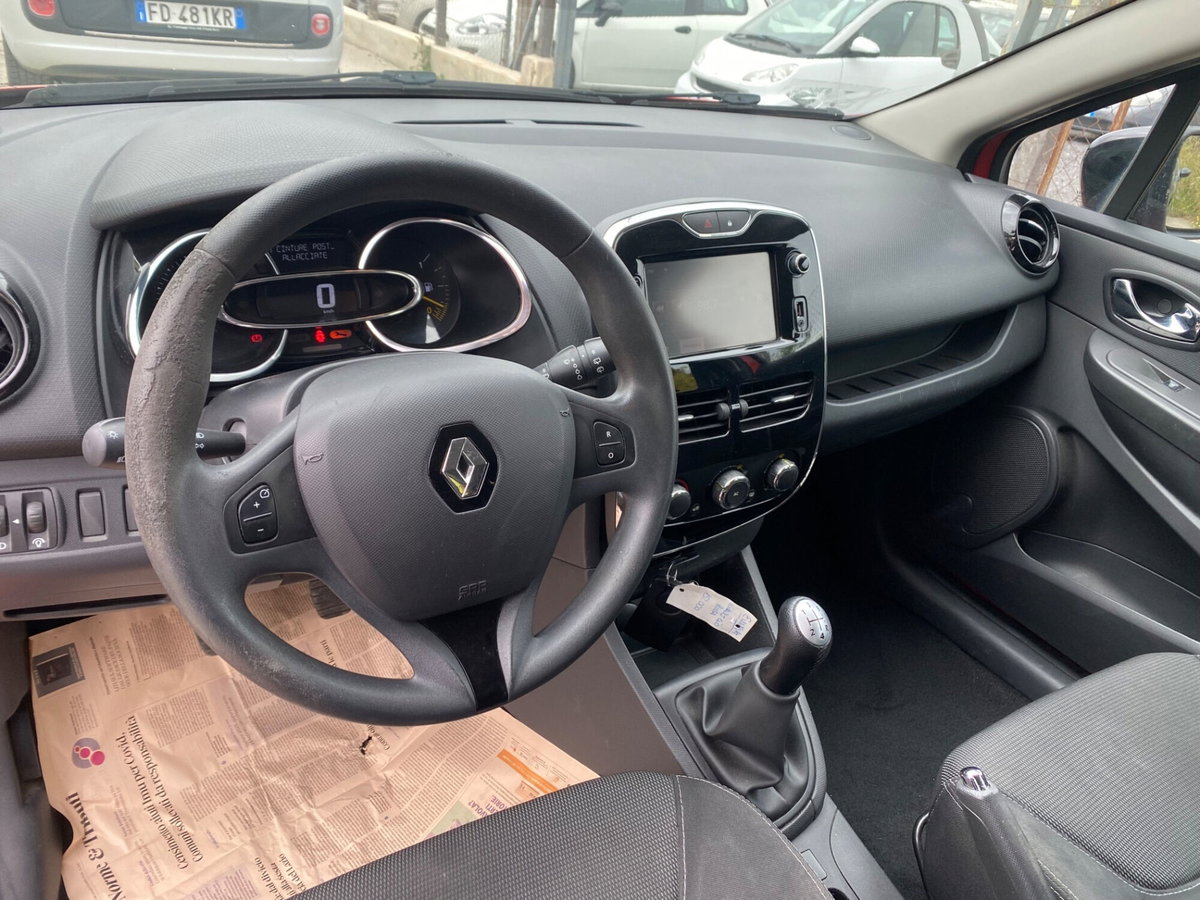 Renault Clio 1.2 75CV GPL 5 porte Live (9)