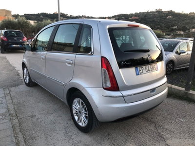 Lancia Musa 1.3 Mjt 95 CV Gold (3)