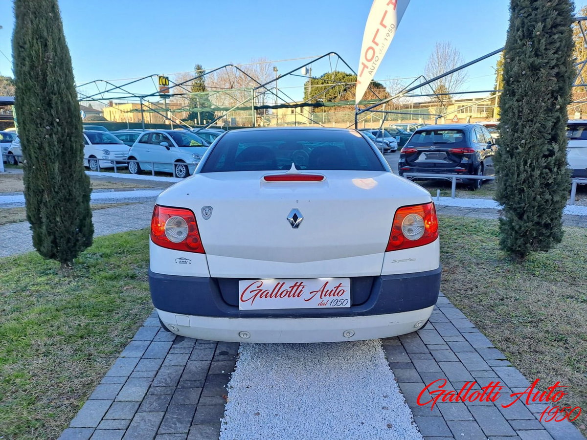 Renault Mégane Cabrio 2.0 16V dCi Luxe (5)