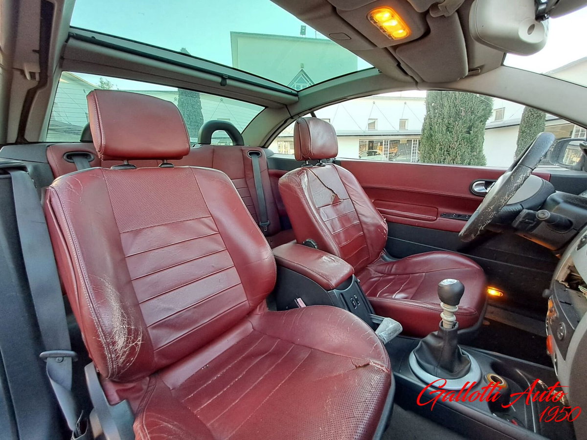 Renault Mégane Cabrio 2.0 16V dCi Luxe (9)