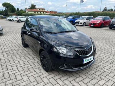 Lancia Ypsilon 1.0 FireFly 5 porte S&S Hybrid Gold Plus usata